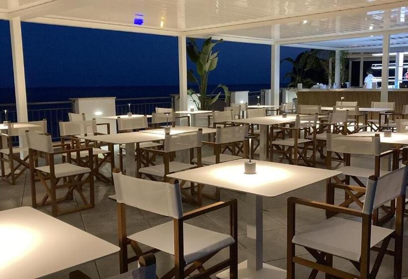 ホテル Punta Campanella Resort & Spa