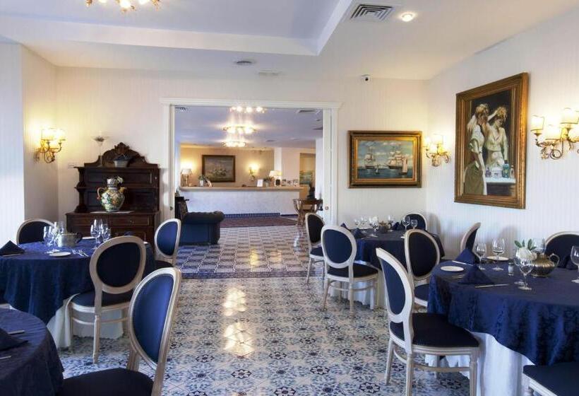 ホテル Punta Campanella Resort & Spa