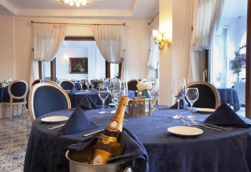 ホテル Punta Campanella Resort & Spa