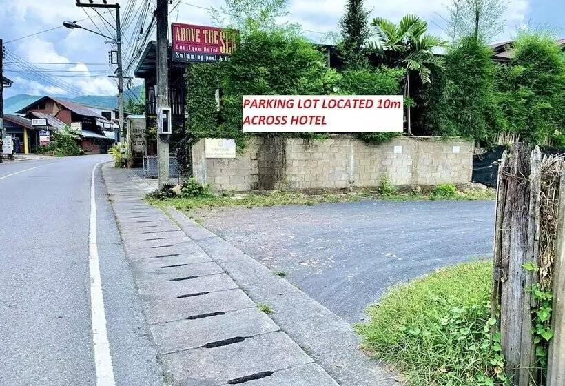 호텔 Riverhouse The Teak House