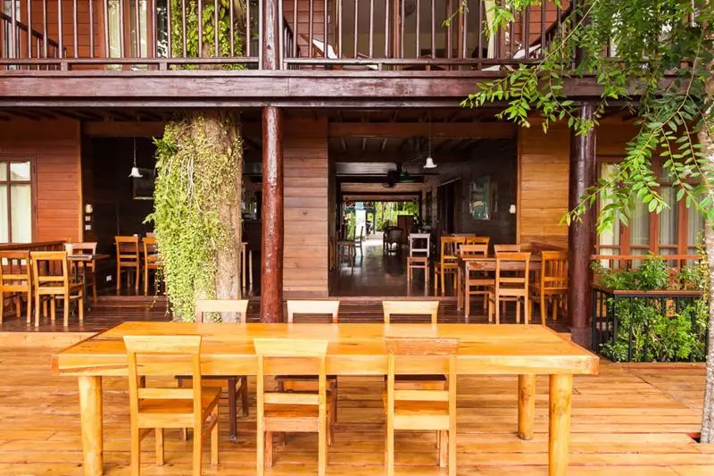 호텔 Riverhouse The Teak House