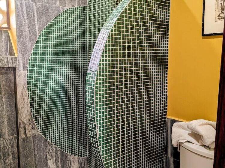 فندق Suites La Hacienda