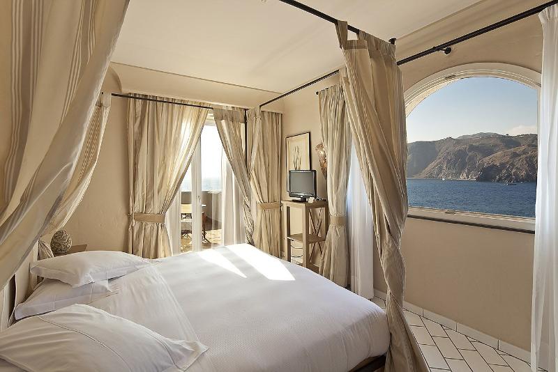 Therasia Resort Sea And Spa   The Leading Hotels Of The World