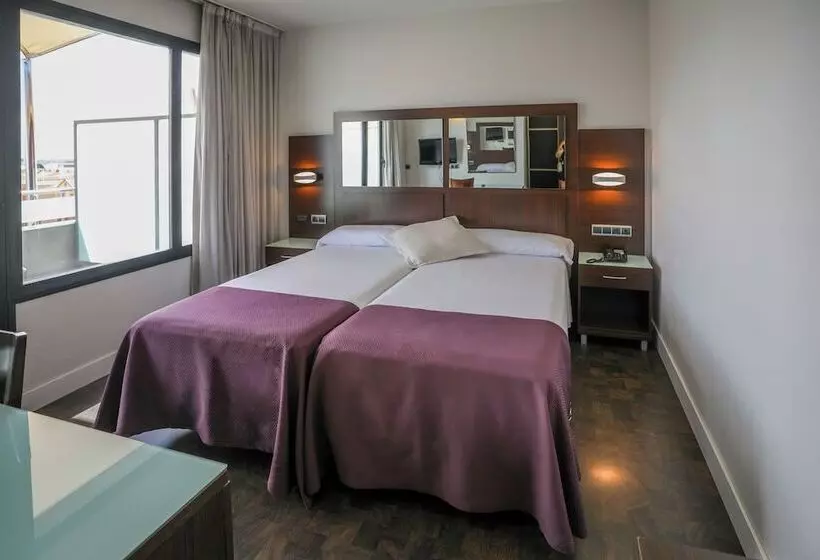 호텔 Yit Conquista De Granada