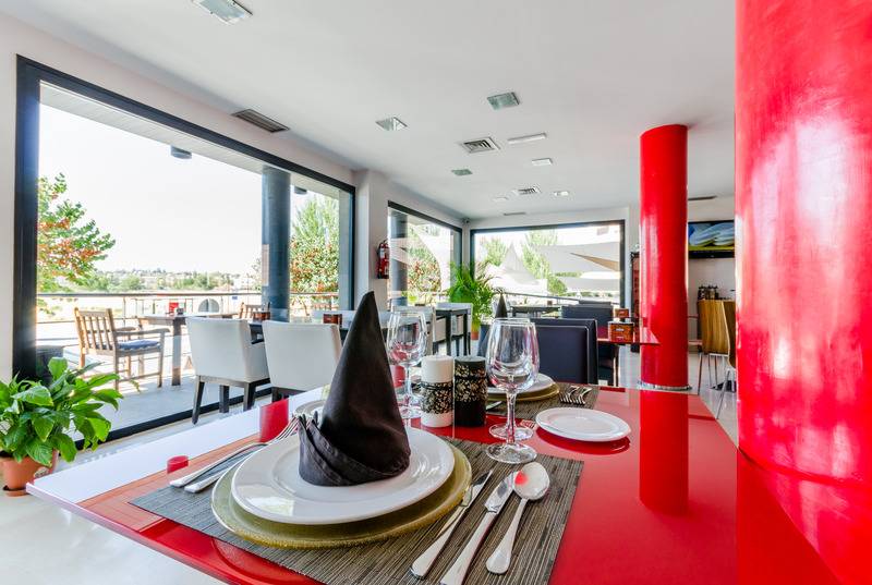 Отель Yit Conquista De Granada