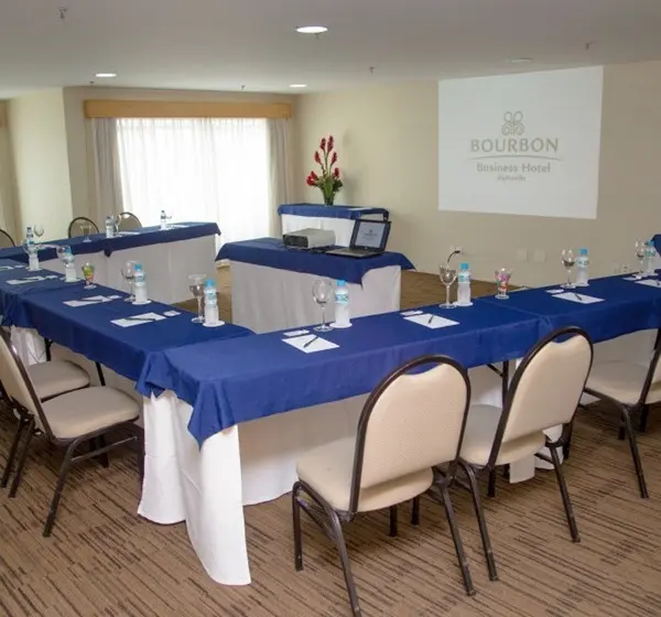 Sol Alphaville Hotel & Residence