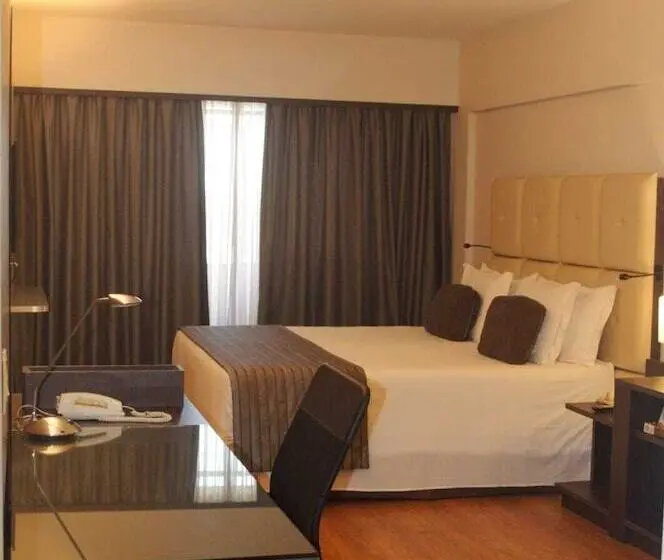 Sol Alphaville Hotel & Residence