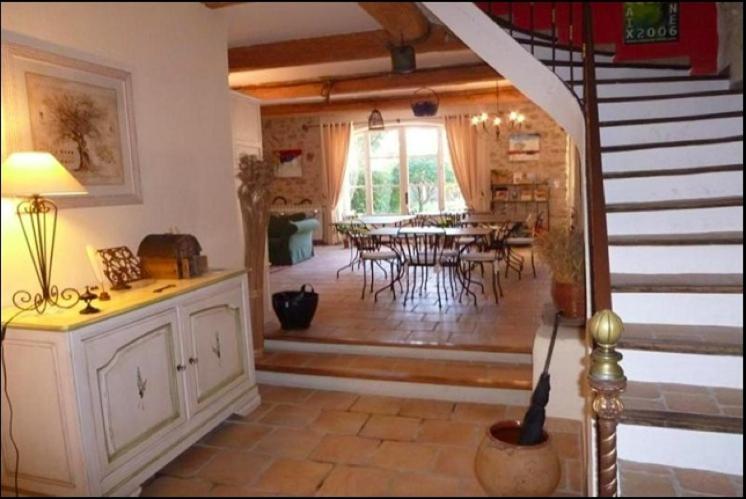 Bed and Breakfast L'abri Du Poète