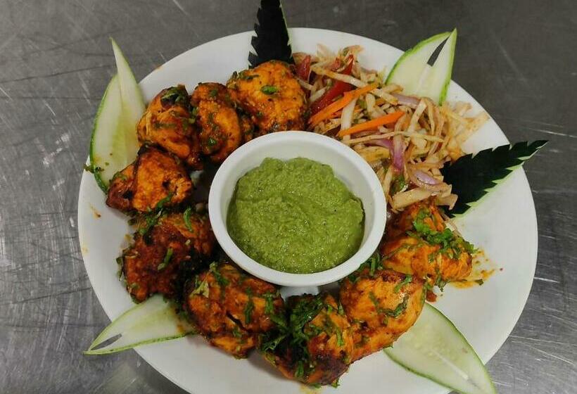 فندق Kallelys Park Inn, Chalakudy ,thrissur