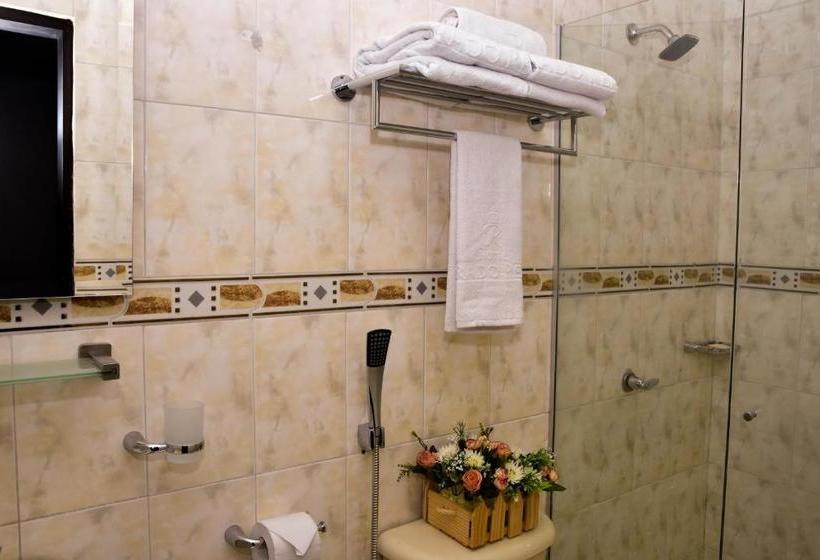 בית מלון כפרי Prado Real