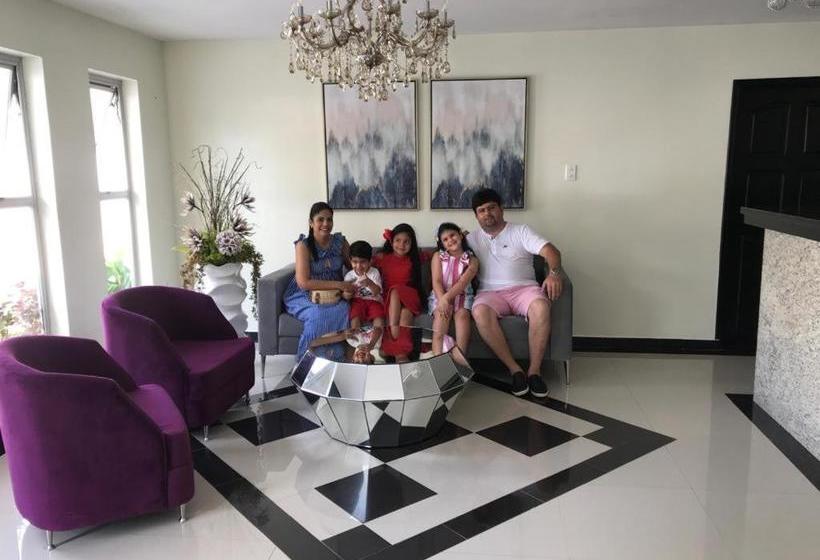 בית מלון כפרי Prado Real