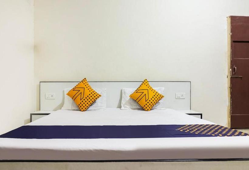 ホテル Spot On 65564  Bluebarry