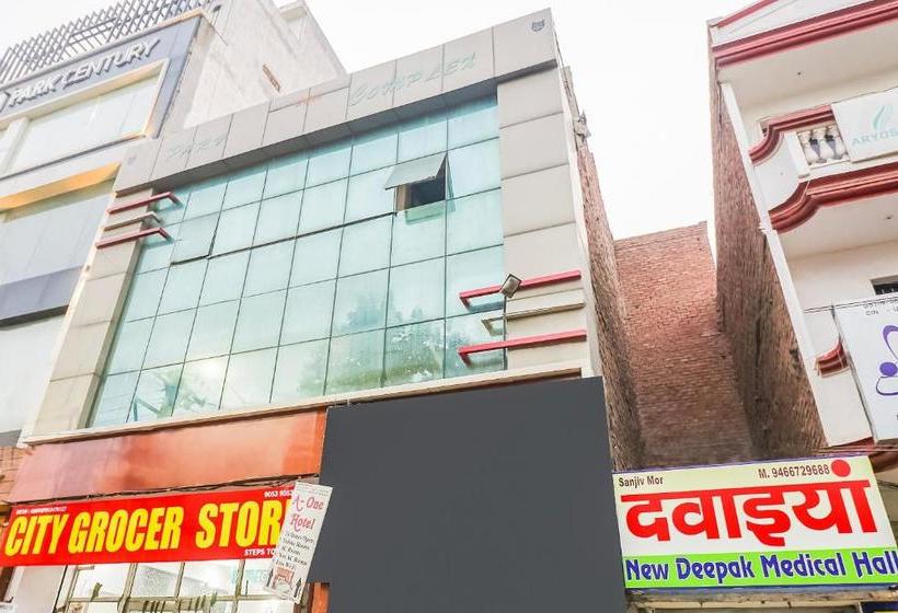 ホテル Spot On 65564  Bluebarry