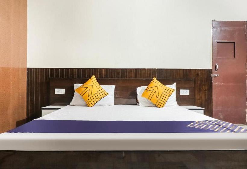 ホテル Spot On 65564  Bluebarry