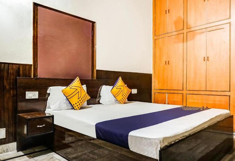 ホテル Spot On 65564  Bluebarry