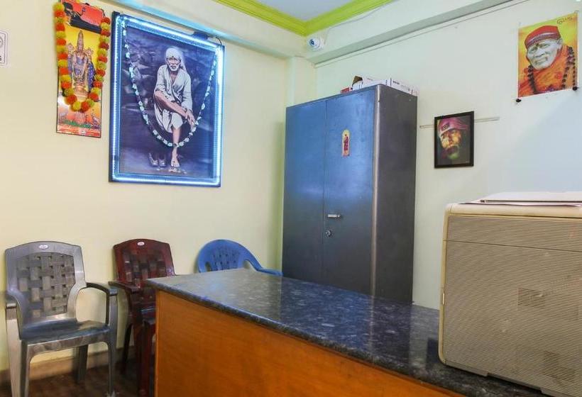 בית מלון כפרי Spot On 69272 Shiridi Sai Guest House