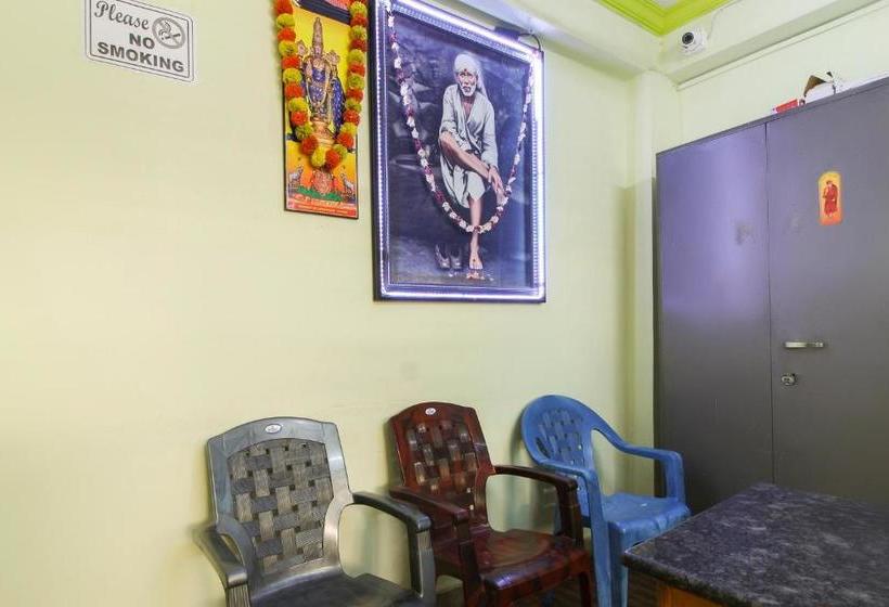 בית מלון כפרי Spot On 69272 Shiridi Sai Guest House