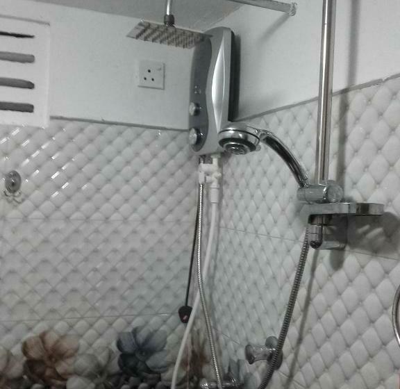 פנסיון Kavee Guest