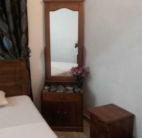 פנסיון Kavee Guest