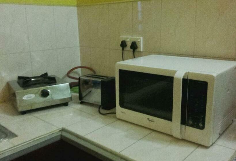 פנסיון Kavee Guest