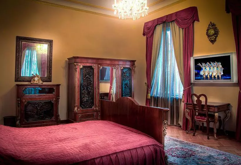 Allure Caramel Hotel