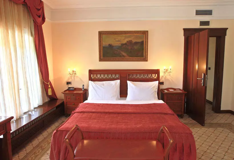 Allure Caramel Hotel