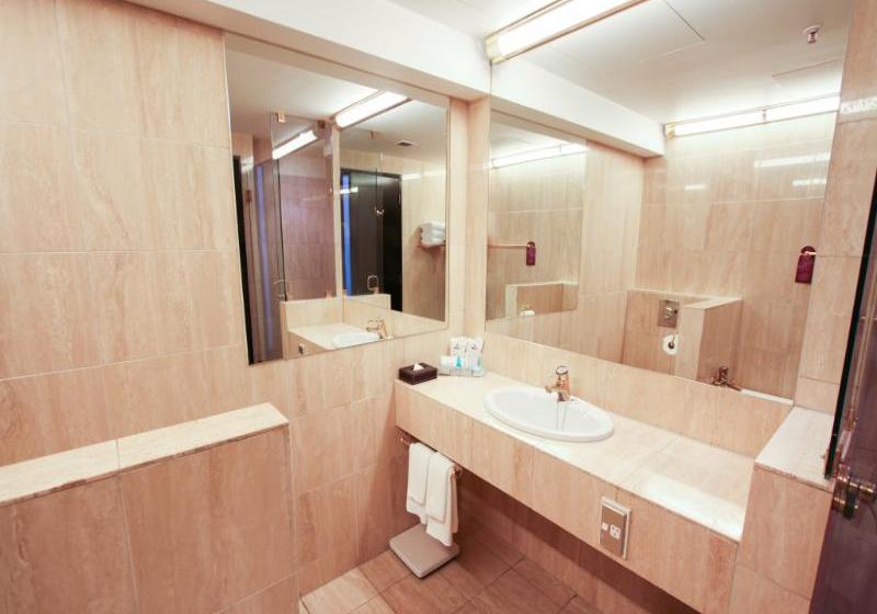 Amora Hotel Wellington