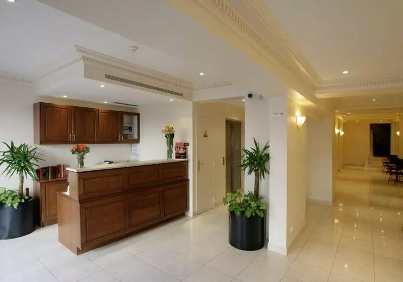 Hotel 121 Paris