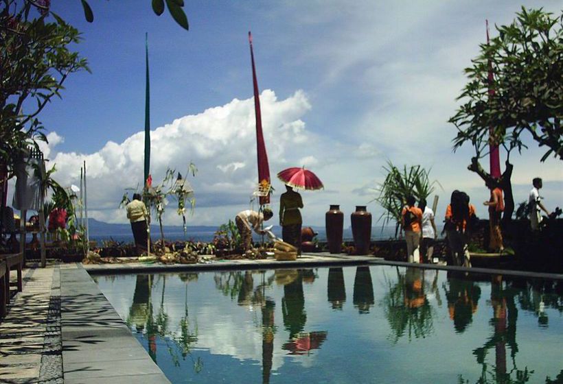 בית מלון כפרי Alam Asmara Dive Resort