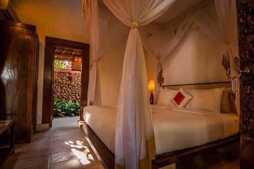 בית מלון כפרי Alam Asmara Dive Resort