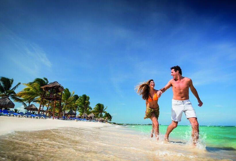 Otel Bluebay Grand Esmeralda - All Inclusive