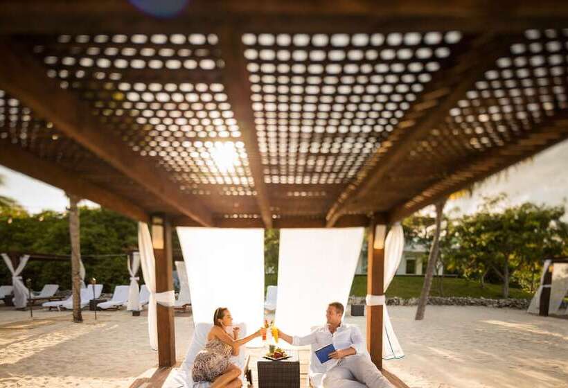 Otel Bluebay Grand Esmeralda - All Inclusive