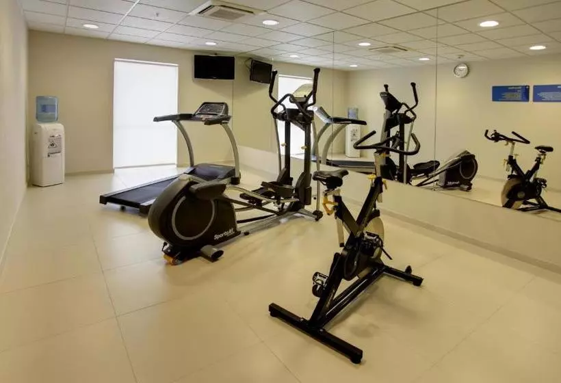 Отель City Express Coatzacoalcos