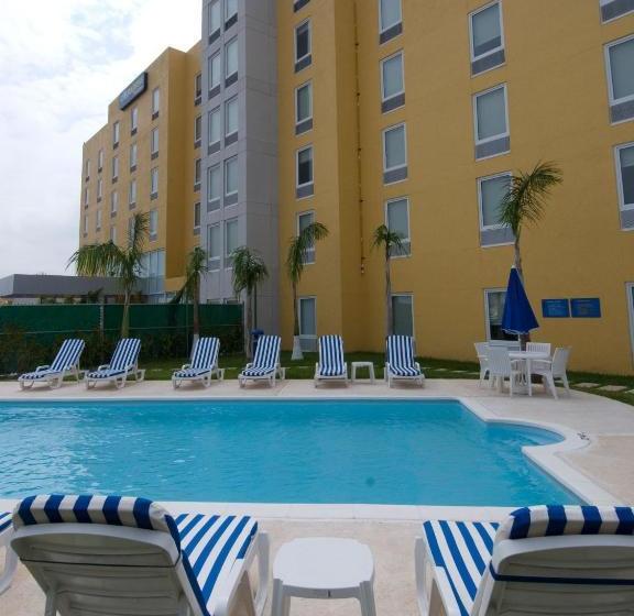 فندق City Express Coatzacoalcos