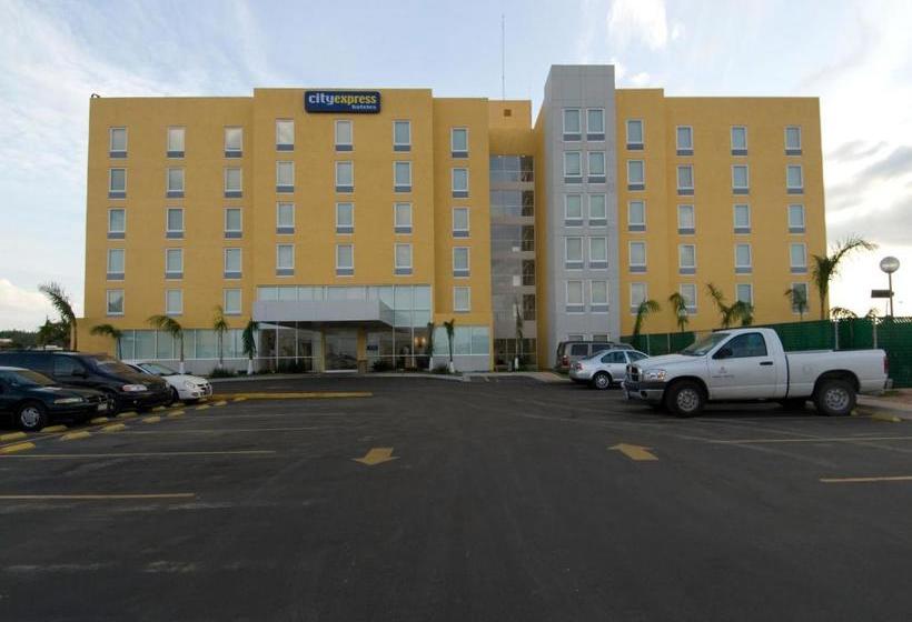 فندق City Express Coatzacoalcos