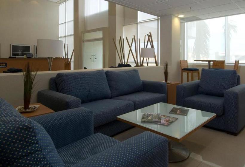 فندق City Express Coatzacoalcos