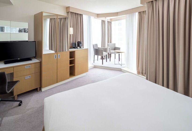 فندق Doubletree By Hilton  Manchester  Piccadilly