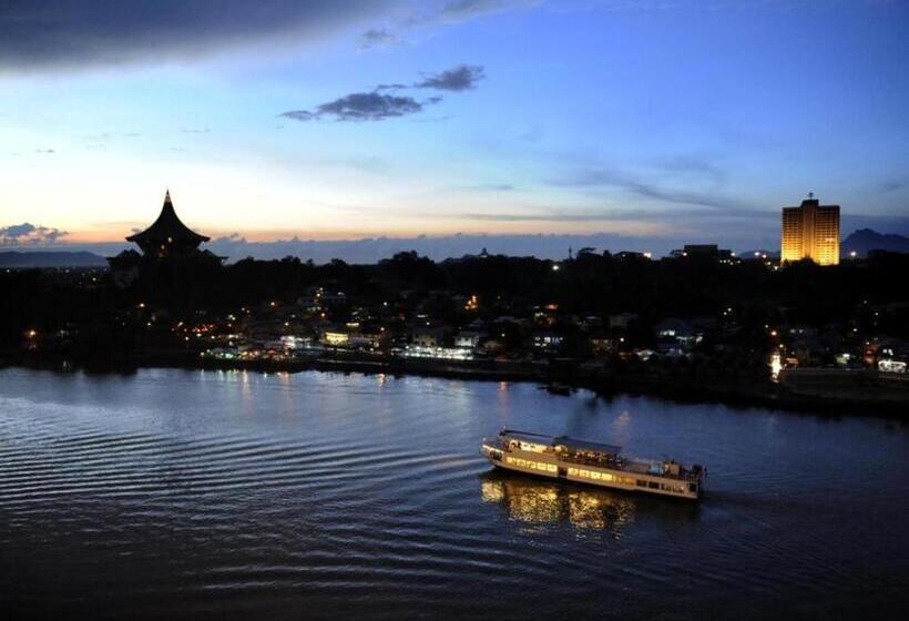 فندق Harbour View