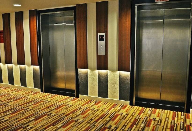 فندق Harbour View