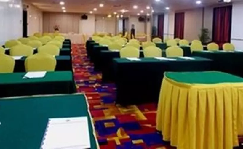 ホテル Harbour View