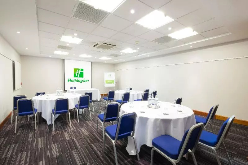 Отель Holiday Inn London   Gatwick Airport, An Ihg