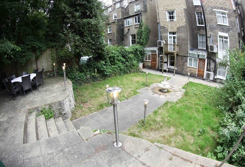 هتل Bob W Holland Park London