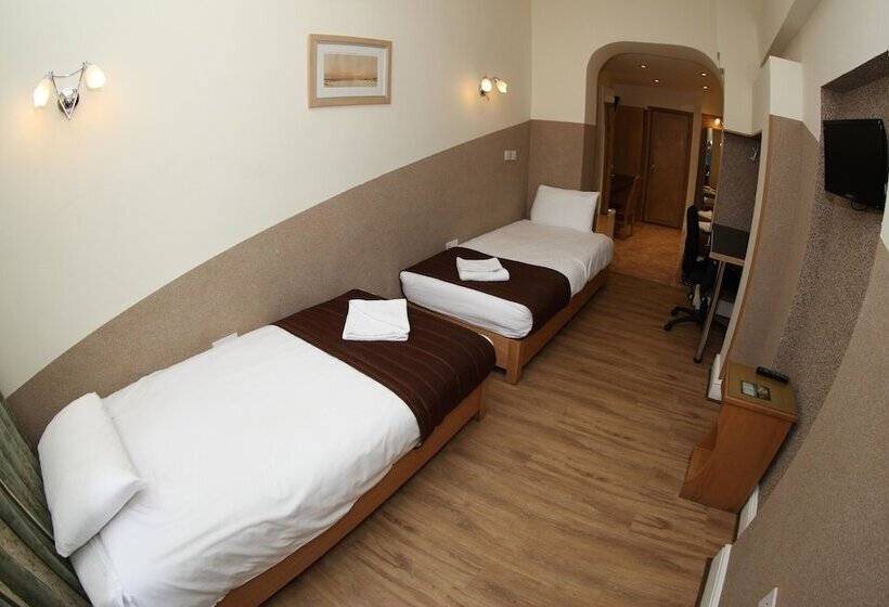 هتل Bob W Holland Park London