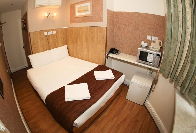 هتل Bob W Holland Park London