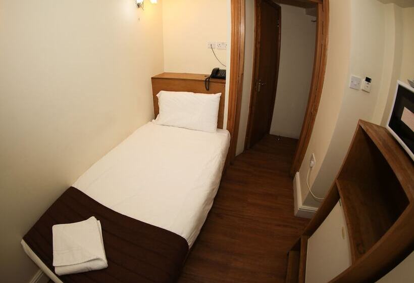 هتل Bob W Holland Park London