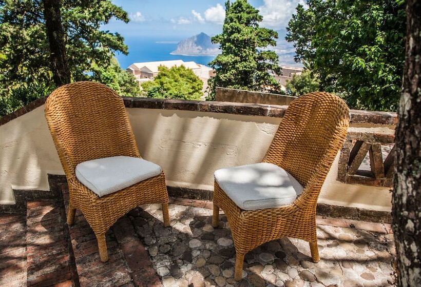 فندق La Pineta Park