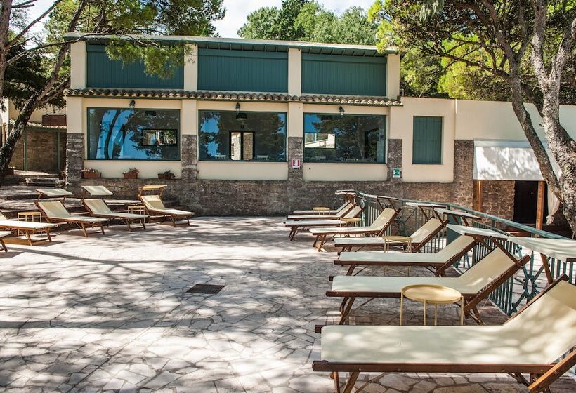 فندق La Pineta Park