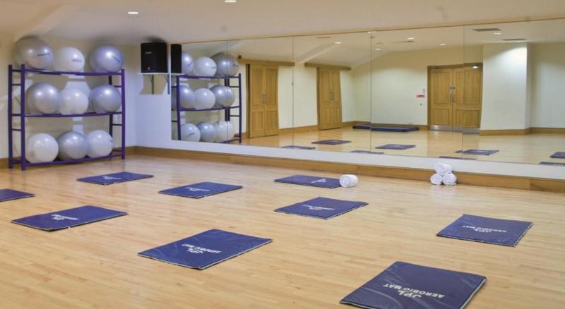 ホテル Macdonald Crutherland House