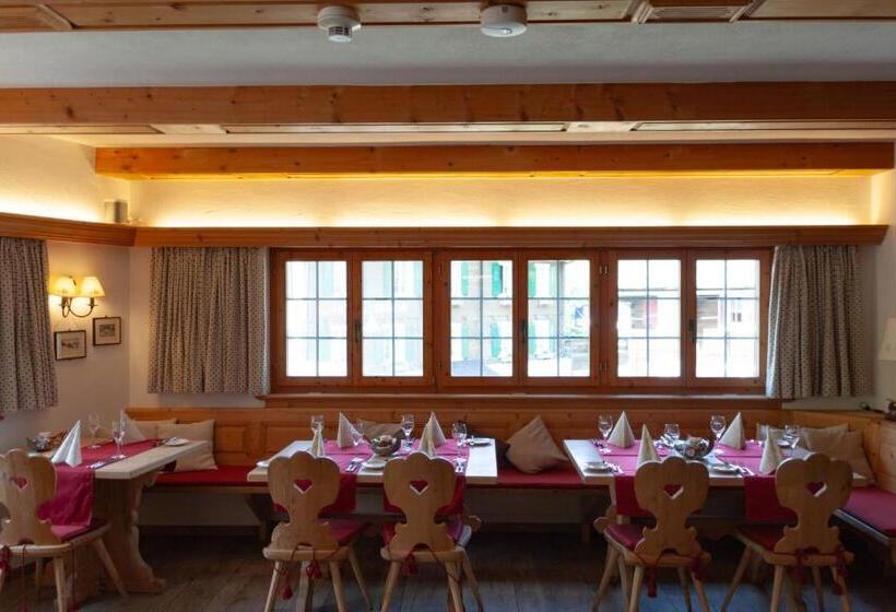 בית מלון כפרי Madrisajoch