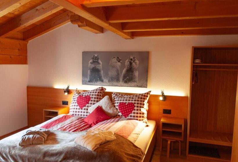 בית מלון כפרי Madrisajoch